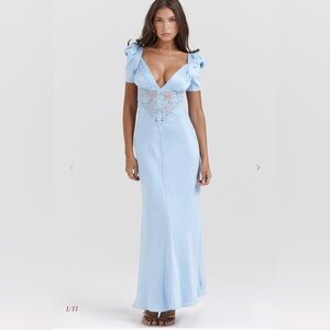 Elegant Blue Lace Evening Gown